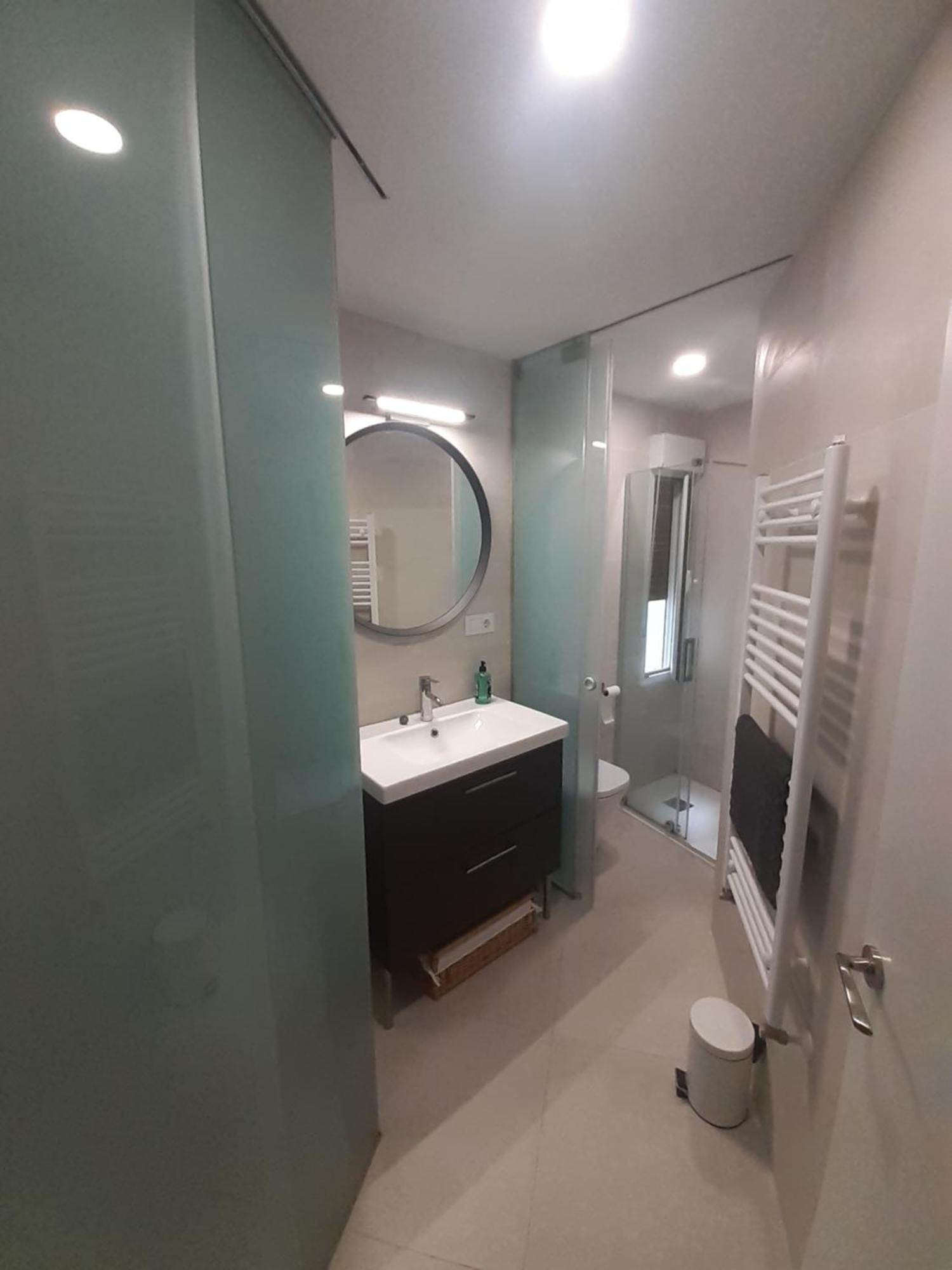 Moderno, Centrico. Perfecto Para Familias. บิโตเรีย-กัสเตซ ภายนอก รูปภาพ
